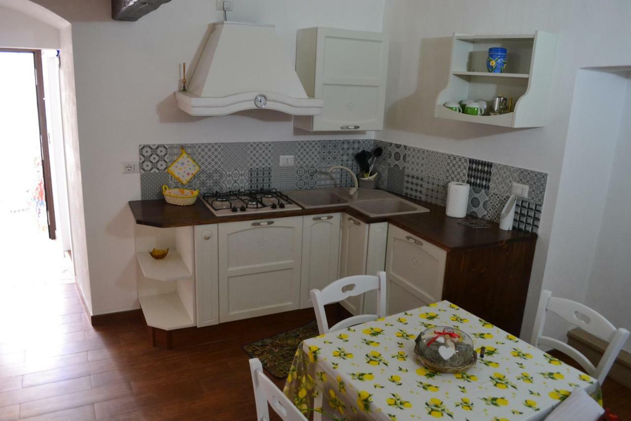 Le Case Di Titina Villa Mottola Kültér fotó